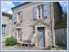 Lamontjoie Maison de village à vendre 196m2,à terminer de rénover -Terrain 517m2
