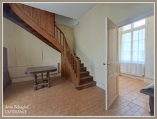 Maison de ville en pierre de 130m2 avec cour et préau- A rénover