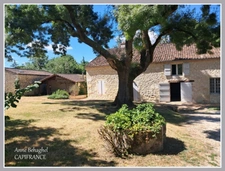 LAMONTJOIE- Centre village - Maison en pierre 140 m2 avec garage,dépendances et grand jardin