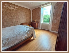 Stone house for sale 6 rooms - Land 4700m2