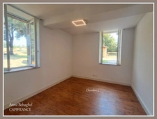 LAMONTJOIE- Centre village - Maison en pierre 140 m2 avec garage,dépendances et grand jardin