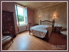 Stone house for sale 6 rooms - Land 4700m2
