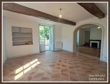 LAMONTJOIE- Centre village - Maison en pierre 140 m2 avec garage,dépendances et grand jardin