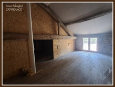 LAMONTJOIE- Centre village - Maison en pierre 140 m2 avec garage,dépendances et grand jardin