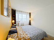 Appartement lumineux et traversant de 74 m² avec parking – La Rochelle