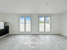 Appartement 2 pièces, dernier étage, grande terrasse sur les toits et belle luminosité - quartier Rompsay, Périgny