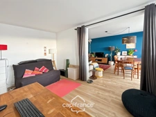 Appartement lumineux et traversant de 74 m² avec parking – La Rochelle