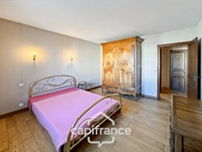 Maison 165 m² avec beaux volumes et jardin paysager – Fontaines