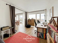 Appartement lumineux et traversant de 74 m² avec parking – La Rochelle