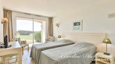 Vue mer permanente – Appartement 47 m² avec terrasse au cœur de La Pironnière