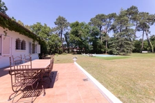 Labenne (40) - À VENDRE – Maison familiale avec parc de près d'un hectare, piscine et logement indépendant