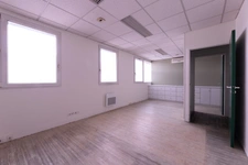 PAU (64) - Place de Verdun - À vendre bureaux ou appartement de 235m2