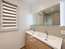 IDRON (64) – À VENDRE – Maison neuve de plain-pied de 145 m² – 4 chambres, suite parentale, terrasse et garage.