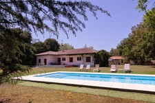 Labenne (40) - À VENDRE – Maison de plain-pied avec dépendances, piscine et terrain de 9 700 m² 