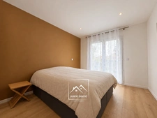 IDRON (64) – À VENDRE – Maison neuve de plain-pied de 145 m² – 4 chambres, suite parentale, terrasse et garage.