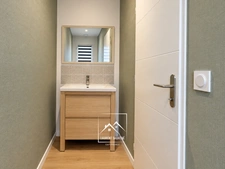 IDRON (64) – À VENDRE – Maison neuve de plain-pied de 145 m² – 4 chambres, suite parentale, terrasse et garage.