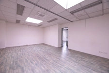 PAU (64) - Place de Verdun - À vendre bureaux ou appartement de 235m2