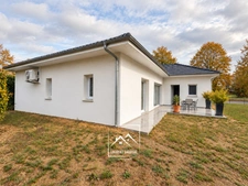 IDRON (64) – À VENDRE – Maison neuve de plain-pied de 145 m² – 4 chambres, suite parentale, terrasse et garage.