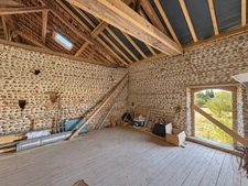 LARREULE (65) – À VENDRE – Maison ancienne rénovée de 192 m² – 4 chambres, dépendances et terrain piscinable de 2 180 m²