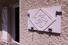 PAU (64) –  À VENDRE - Maison familiale de 213 m² - 5 chambres, bureau et piscine.