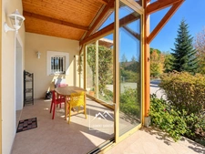 MONTRÉJEAU (31) – À VENDRE – Maison de plain-pied de 124 m² – 3 chambres et bureau – Véranda, garage et terrain de 2 576 m².