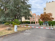 BILLÈRE (64) - À VENDRE - Appartement T2 LOUÉ - Balcon et stationnement privatif.