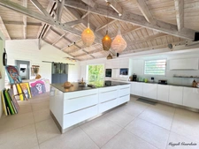 EXCEPTIONAL CONTEMPORARY VILLA - SAINTE ANNE