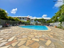 EXCLUSIVITÉ – A VENDRE APPARTEMENT MEUBLE, PIED A TERRE IDEAL A SAINT FRANCOIS