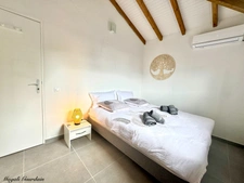 SET OF TWO RECENT VILLAS - SAINT FRANCOIS