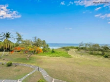 A VENDRE - VUE MER A COUPER LE SOUFFLE – MAGNIFIQUE T3 EN PREMIERE LIGNE - SAINTE ANNE