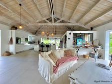 EXCEPTIONAL CONTEMPORARY VILLA - SAINTE ANNE