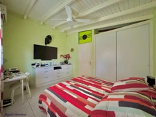 A VENDRE VILLA MEUBLÉE & TOTALEMENT EQUIPEE AVEC PISCINE – EMPLACEMENT PREMIUM