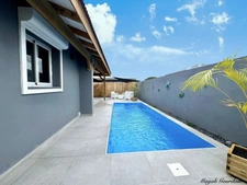 ENSEMBLE DE DEUX VILLAS RECENTES - SAINT FRANCOIS