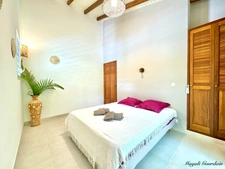 SAINT FRANCOIS - MAGNIFICENT PROPERTY: VILLA WITH ITS INDEPENDENT BUNGALOW