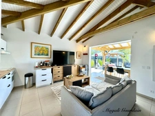 SET OF TWO RECENT VILLAS - SAINT FRANCOIS