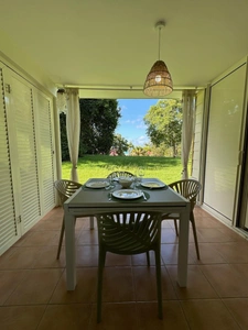 A VENDRE - ENSEMBLE RARE DE 2 STUDIOS COMMUNICANTS – BORD DE MER SAINTE ANNE