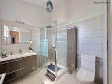 FOR SALE MAGNIFICENT VILLA AND ITS ANNEXES - SAINT FRANCOIS