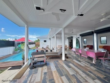 À VENDRE – SAINT-FRANÇOIS – VILLA RÉCENTE 140 M² – 3 CHAMBRES – PISCINE – AUTONOMIE EAU & ÉLECTRICITÉ