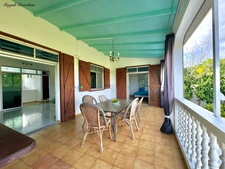 House for sale 7 rooms SAINTE ANNE (971)