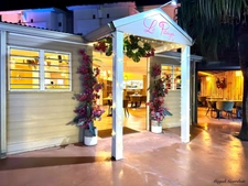 EN EXCLUSIVITE - FONDS DE COMMERCE - RESTAURANT EMPLACEMENT N°1 MARINA SAINT FRANCOIS