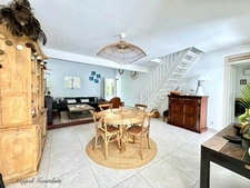 Exceptional 6-room villa for sale in SAINT FRANCOIS (971)