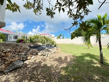 FOR SALE MAGNIFICENT VILLA AND ITS ANNEXES - SAINT FRANCOIS