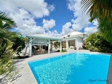 Exceptional 6-room villa for sale in SAINT FRANCOIS (971)