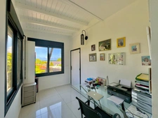 A VENDRE - PROPRIETE D'EXCEPTION AVEC VUE MER IMPRENABLE & STUDIO ATTENANT - SAINTE ANNE