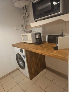 À VENDRE – BUNGALOW MEUBLÉ À MOINS DE 100 MÈTRES DU LAGON – LA COULÉE, SAINT-FRANÇOIS