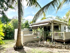 SAINT FRANCOIS - MAGNIFICENT PROPERTY: VILLA WITH ITS INDEPENDENT BUNGALOW
