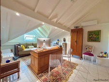 FOR SALE - PRESTIGE TRIPLEX - RENOVATED - INCREDIBLE SEA VIEW - WALKING DISTANCE TO THE BEACH - SAINT FRANCOIS