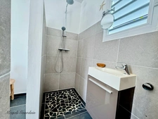 Exceptional 6-room villa for sale in SAINT FRANCOIS (971)