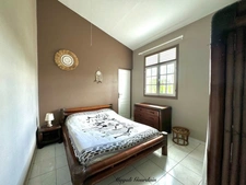 FOR SALE MAGNIFICENT VILLA AND ITS ANNEXES - SAINT FRANCOIS
