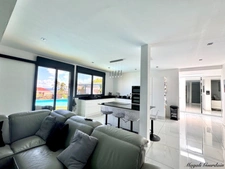 EXCLUSIVE - FOR SALE - EXCEPTIONAL PROPERTY WITH SEA VIEW AND REMARKABLE RENTAL POTENTIAL - SAINTE ANNE